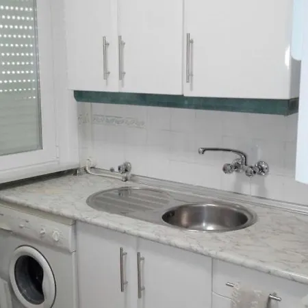 Centrico Y Comodo. Vut37/61 *